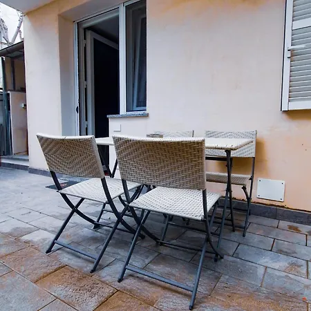 - Acasadititty アパート